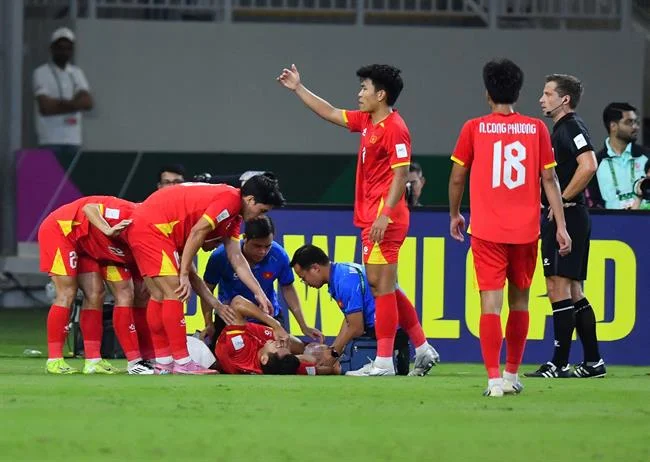Đội ngũ hỗ trợ khách hàng chuyên nghiệp của fu88 game bài